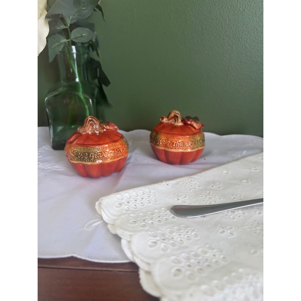 Vintage Pumpkin Salt & Pepper Shakers | We Give Thanks Fall Decor